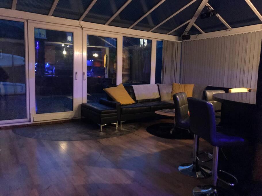 The Beach House South - Blackpool - Entire Holiday Home Екстер'єр фото